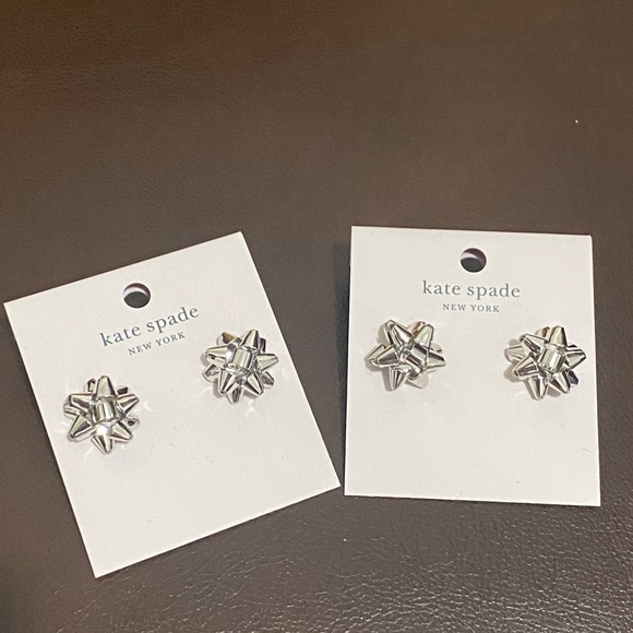 HP 11/10 NWT Kate Spade Silver Bourgeois Bow Stud Earrings - Picture 2 of 7